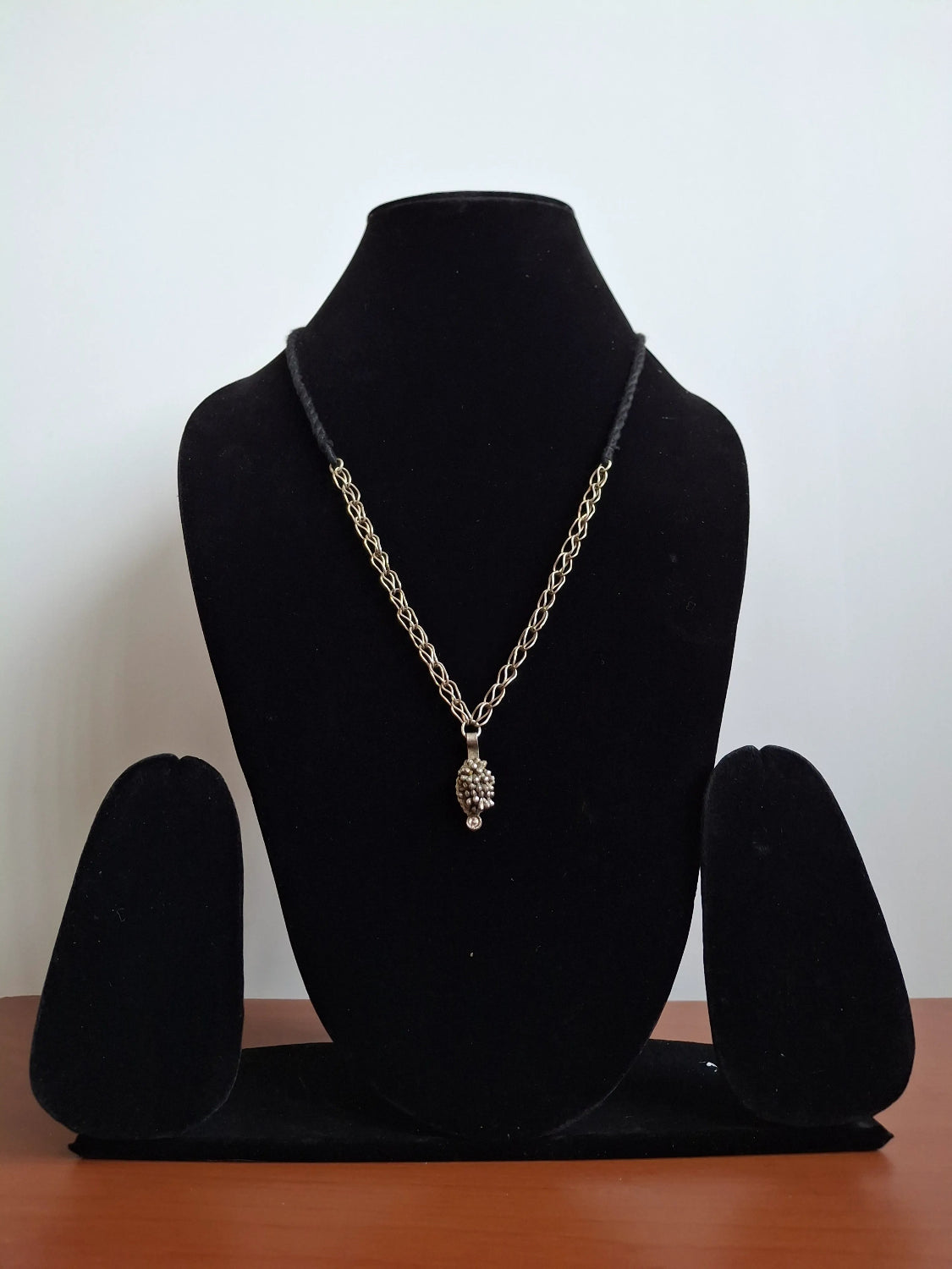 German Silver Sleek Oval Shape Choker – Handcrafted Minimalist Necklace