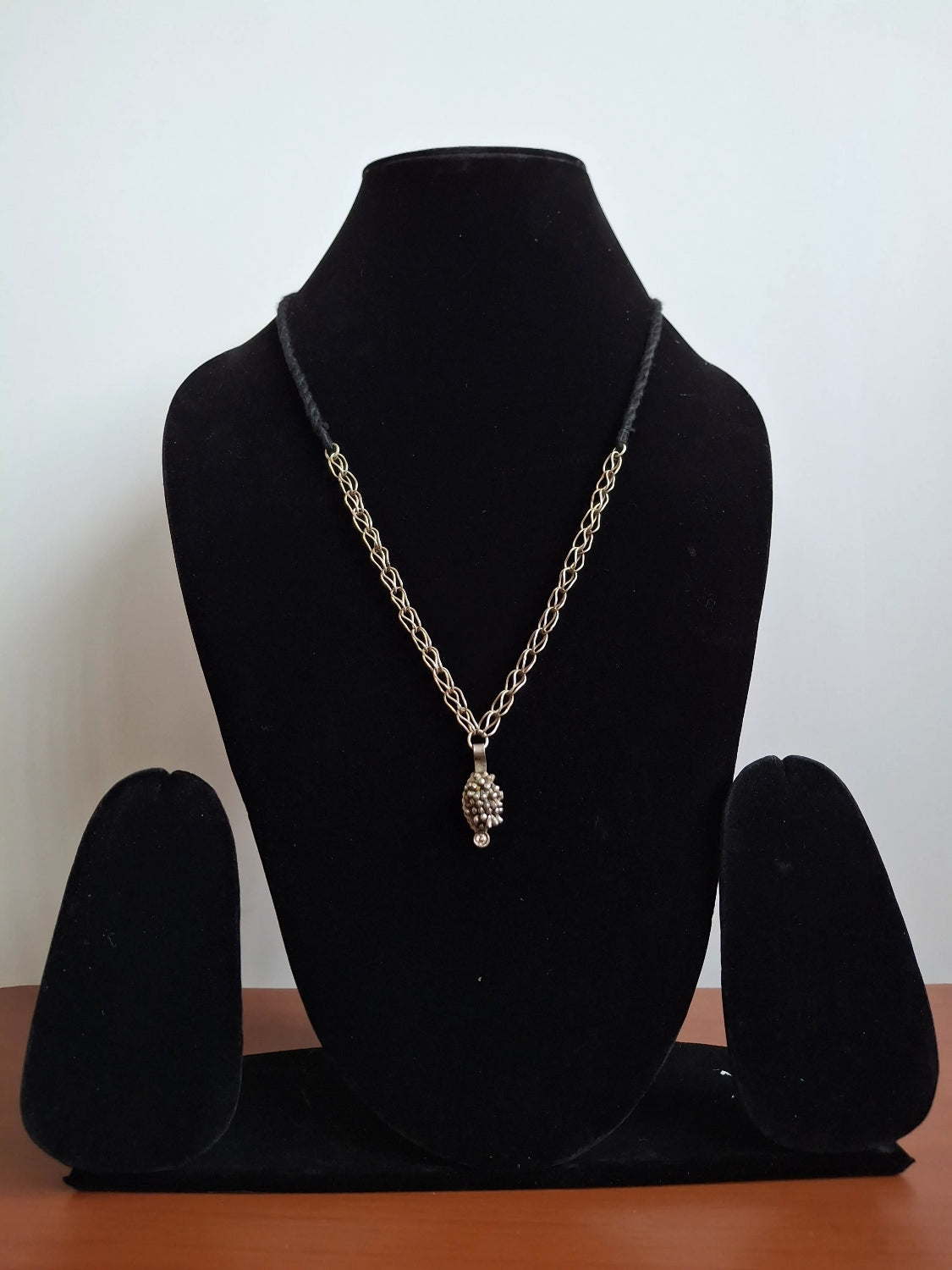 German Silver Sleek Oval Shape Choker – Handcrafted Minimalist Necklace