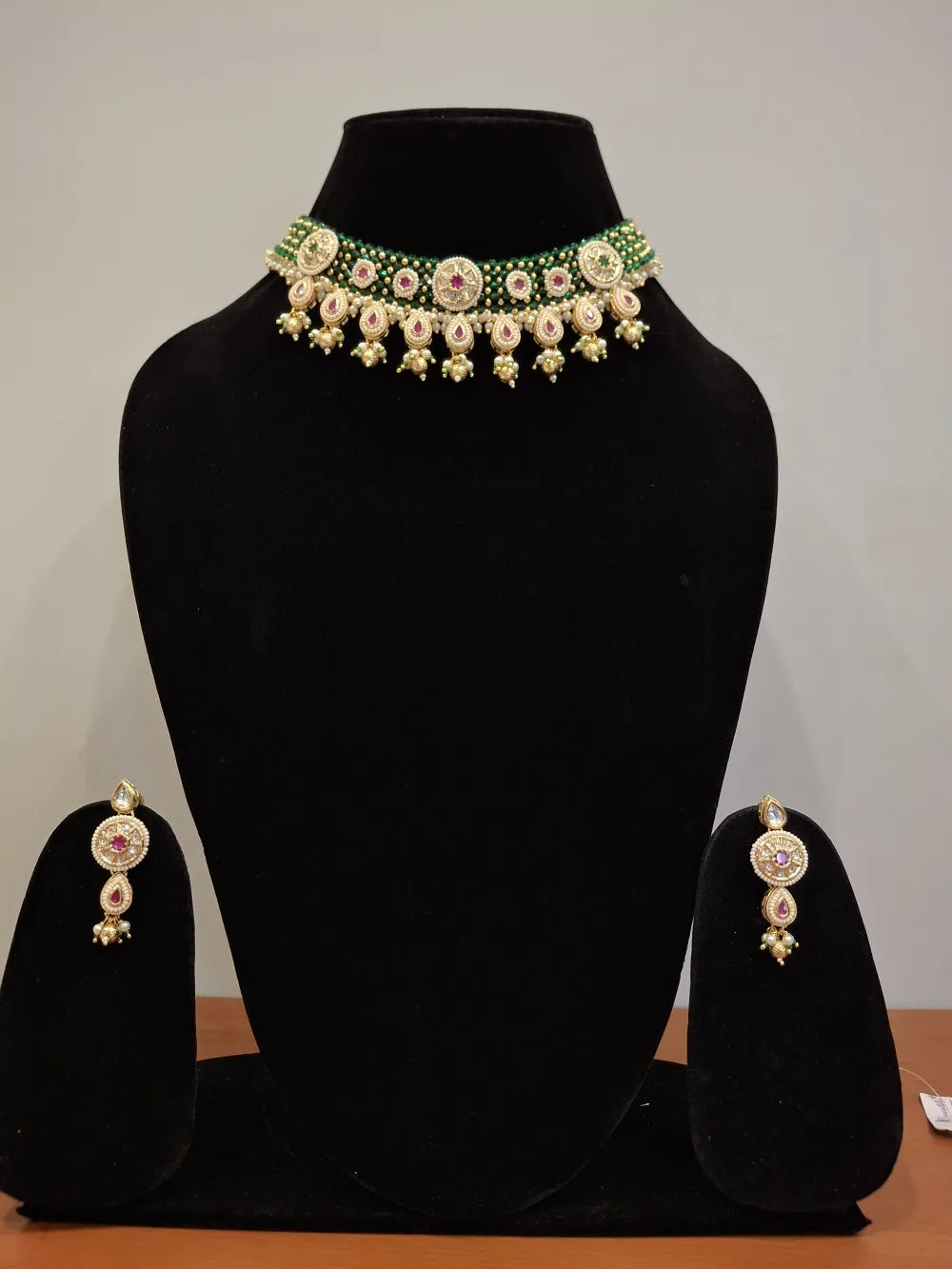 Kundan Meenakari Choker Necklace Set with Green Beads & Pearls