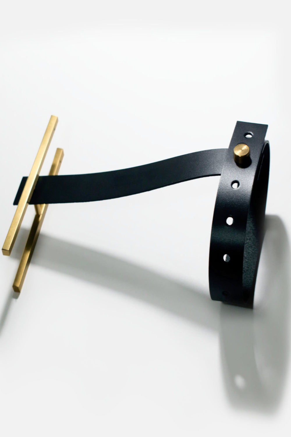 Contraption- Multi-Way Hand Accessory