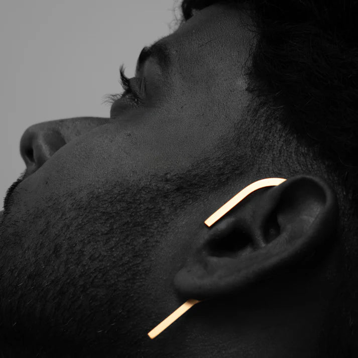 Curious curve- Ear Cuff