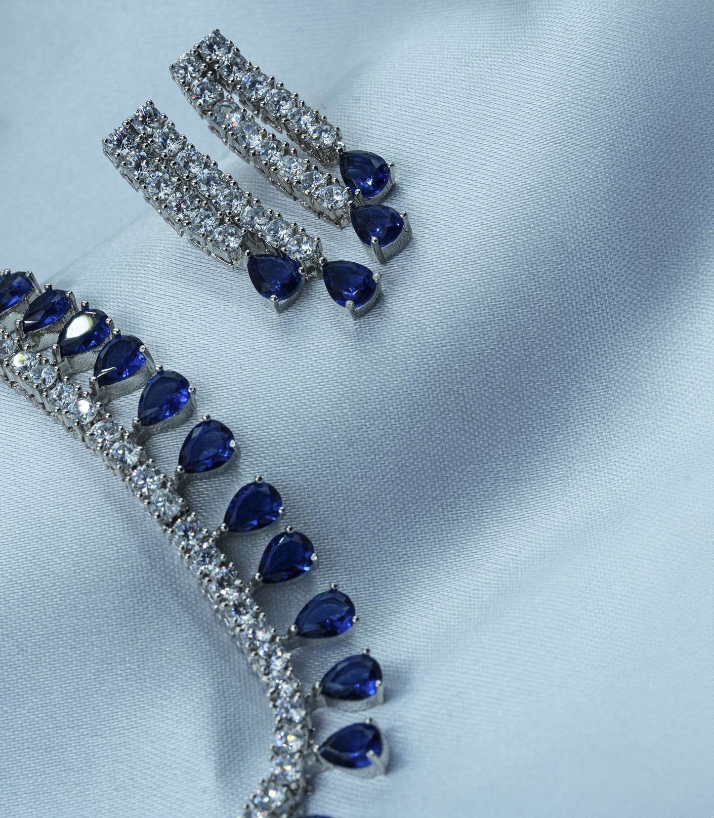 Sapphire Radiance Necklace Set