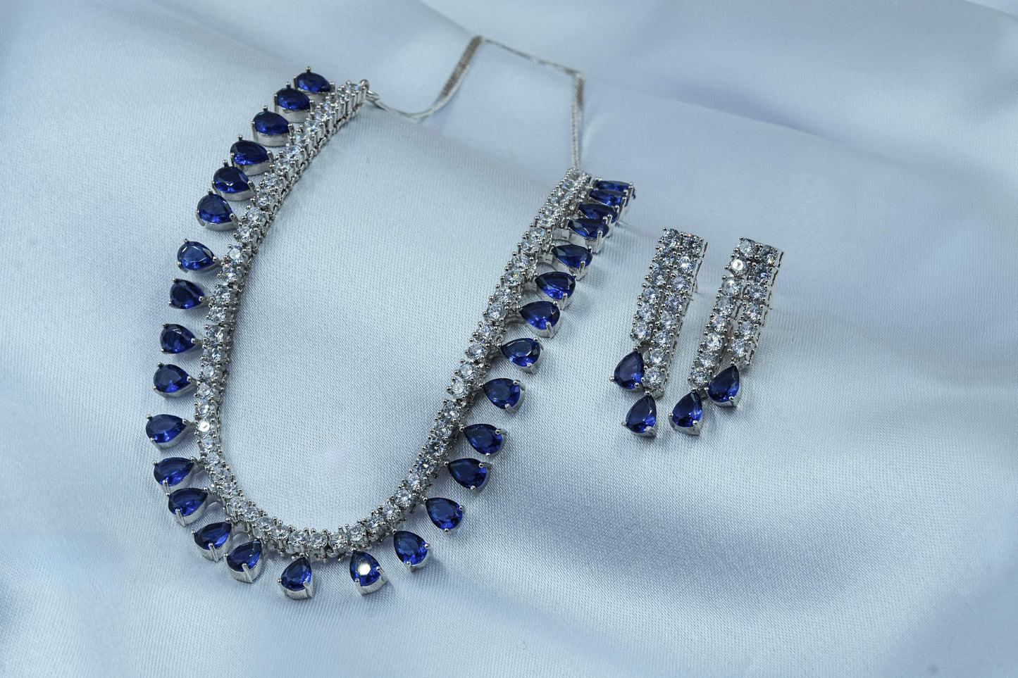 Sapphire Radiance Necklace Set