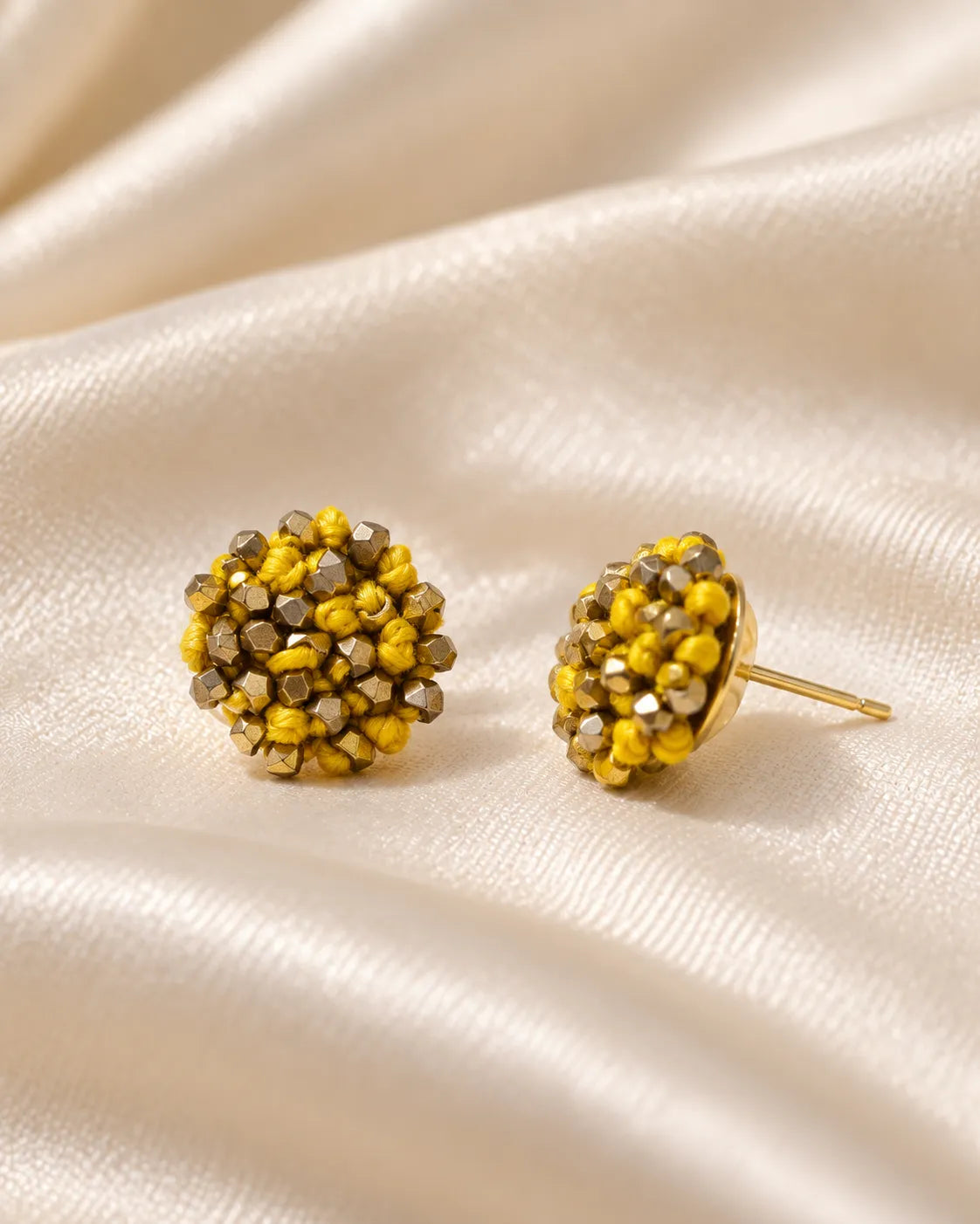 Tantu Combo of 3 – Choker, Small Studs & Ring