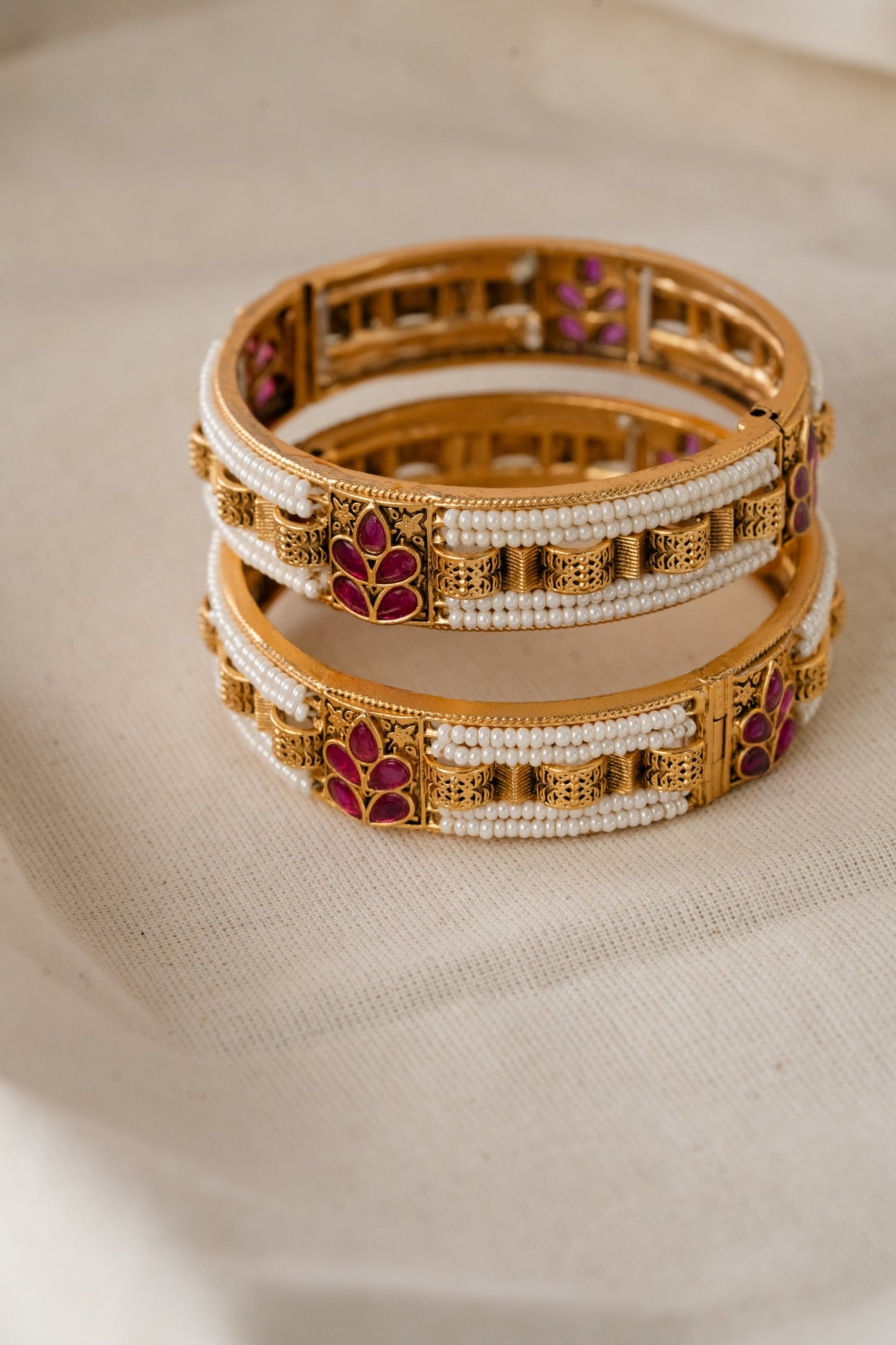 Magenta Kundan Earrings & Gold Pearl Bangles Set