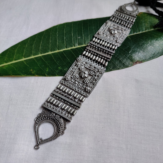 Rajawadi Embellished Tie