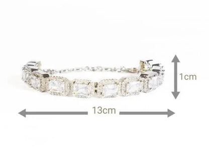 Elegant Sparkle Tennis Bracelet: Dazzle in Cubic Zirconia