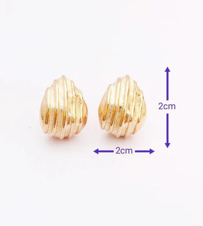 Brass Shell Stud Earrings – Gold